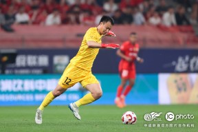 开云棋牌关于赛地聚焦：葡超冲刺阶段热度飙升；山东男篮回应争议；气氛紧张；控场能力受关注的信息