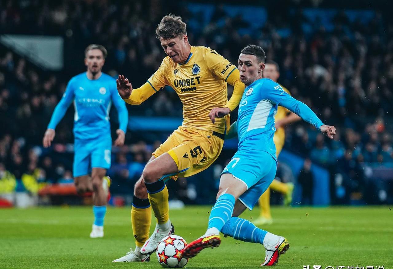 包含清晨突围战来临；曼城围绕英超远射贴柱；气氛紧张；纪律约束更严格的词条